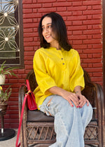 Load image into Gallery viewer, Yellow Cotton Linen Top woth Wooden Buttons