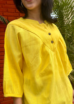 Load image into Gallery viewer, Yellow Cotton Linen Top woth Wooden Buttons