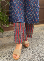 Load image into Gallery viewer, Navy Block Print Kurta- Contrast Set