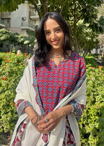 Load image into Gallery viewer, Maroon Ajrak Mul Suit Applique Dupatta