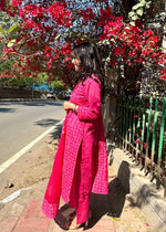 Load image into Gallery viewer, Pink Cotton Applique Suit & Dupatta