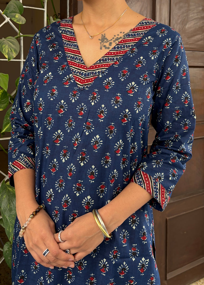 Navy Block Print Kurta- Contrast Set