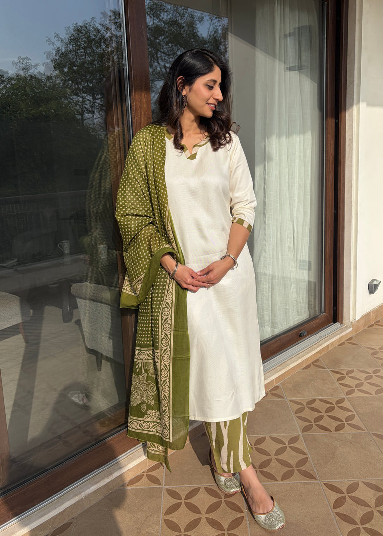 White Twill-Green Prints Set