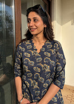 Load image into Gallery viewer, Indigo Floral Cotton Kurta Set