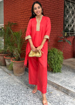 Load image into Gallery viewer, Coral Rayon High-Low Set with Lace and Pants
