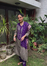 Load and play video in Gallery viewer, Purple Grey Cotton Bandhani Suit &amp; Dupatta